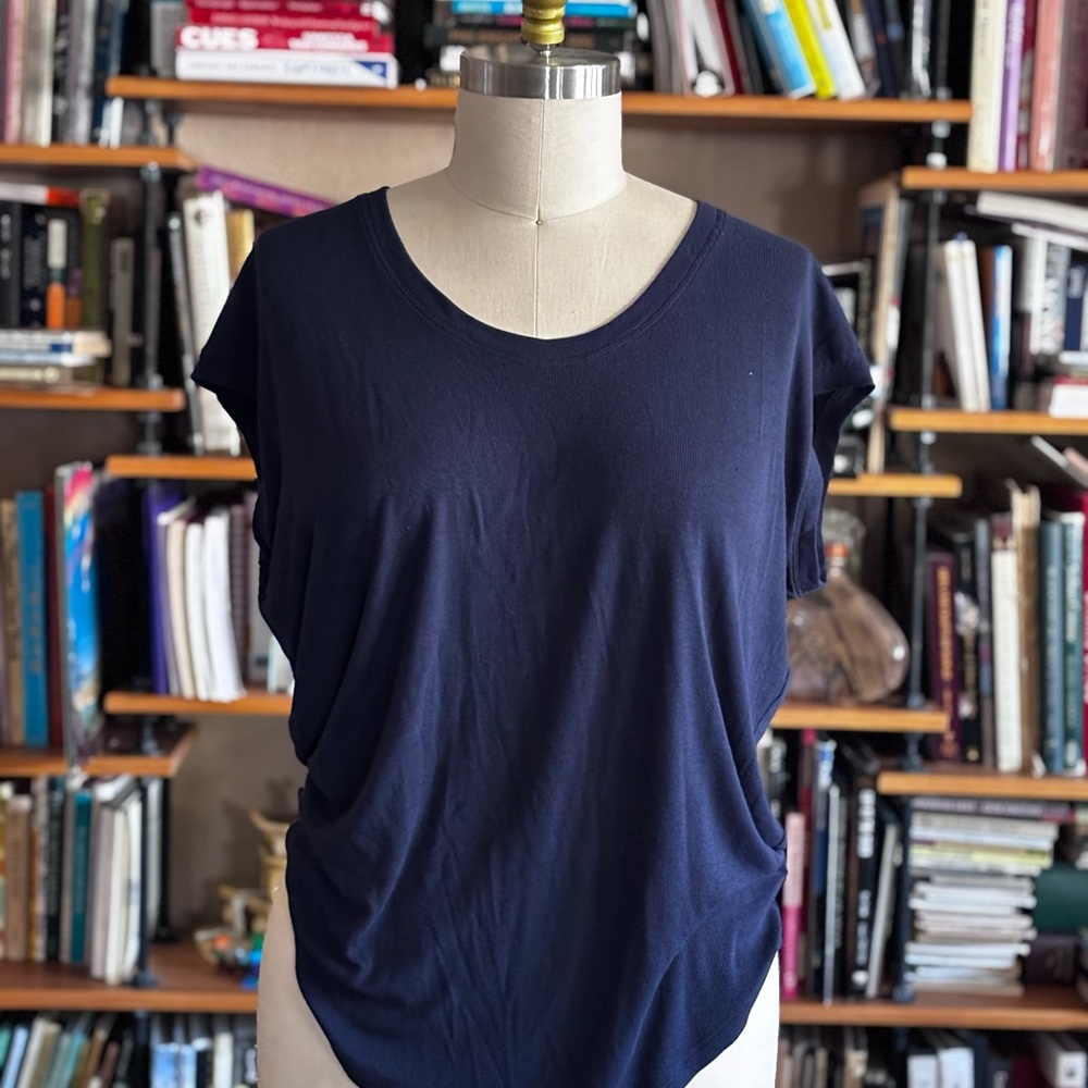Athleta Dark Blue Short Sleeve Tee